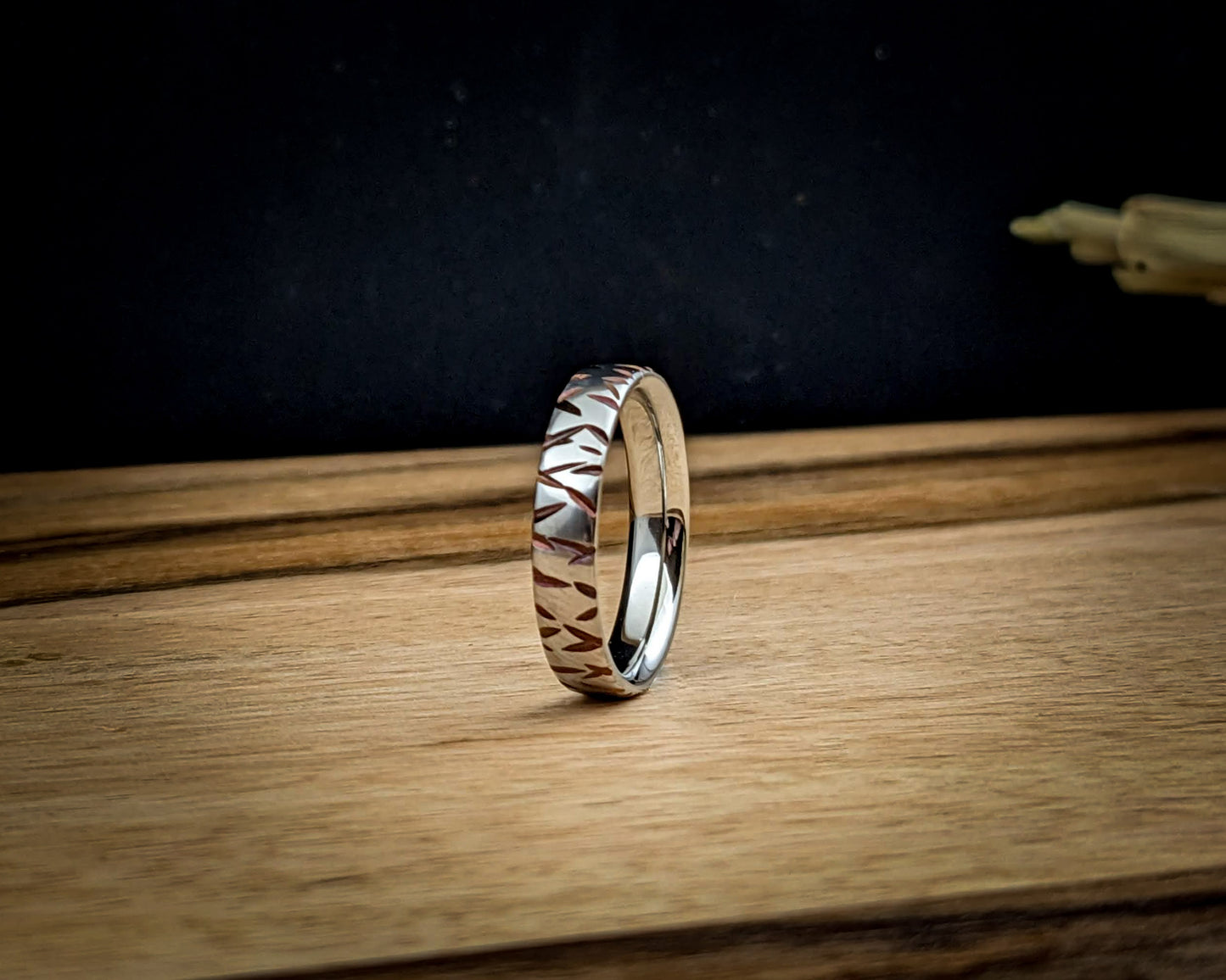 Thin Double Shard Titanium Ring