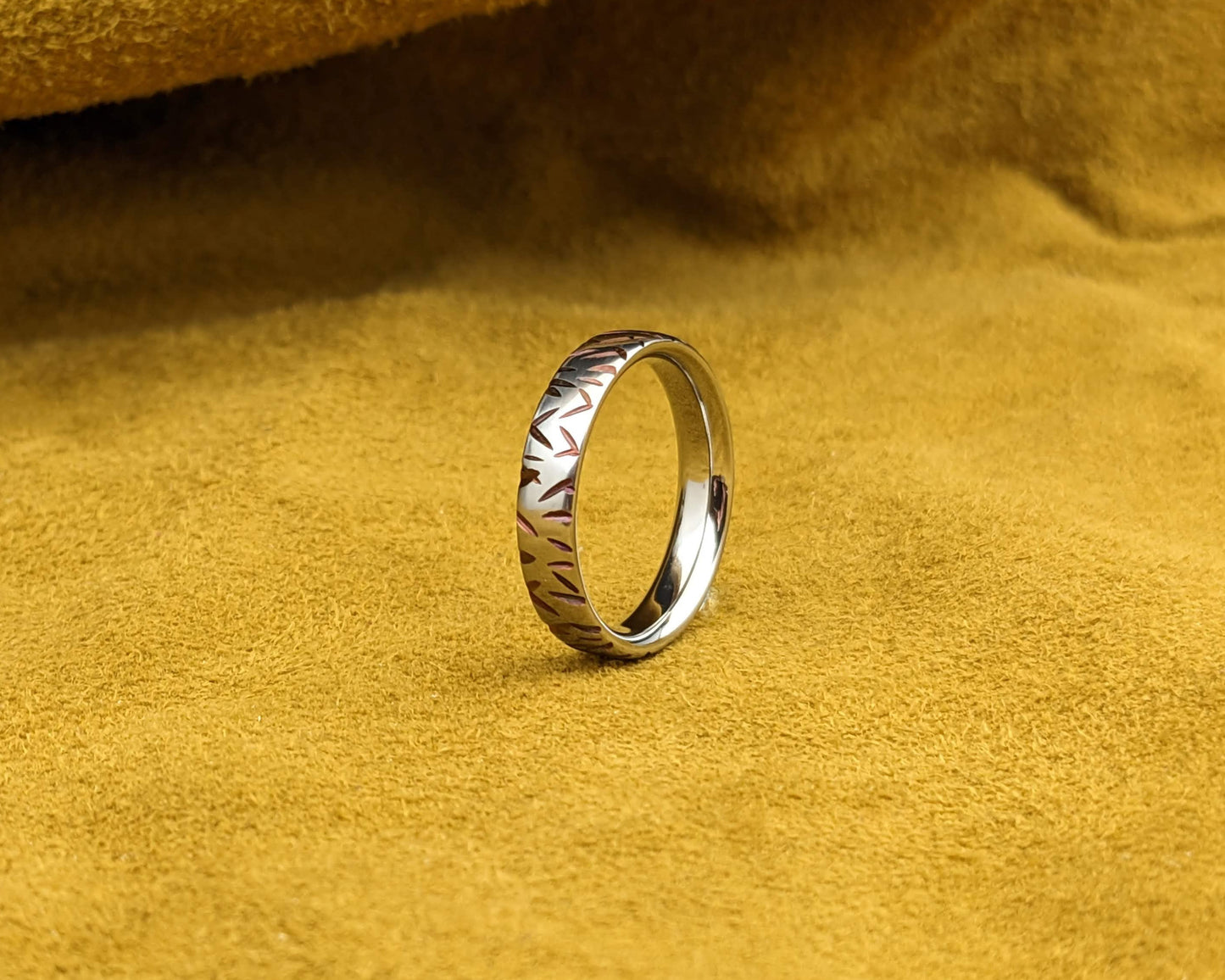 Thin Double Shard Titanium Ring