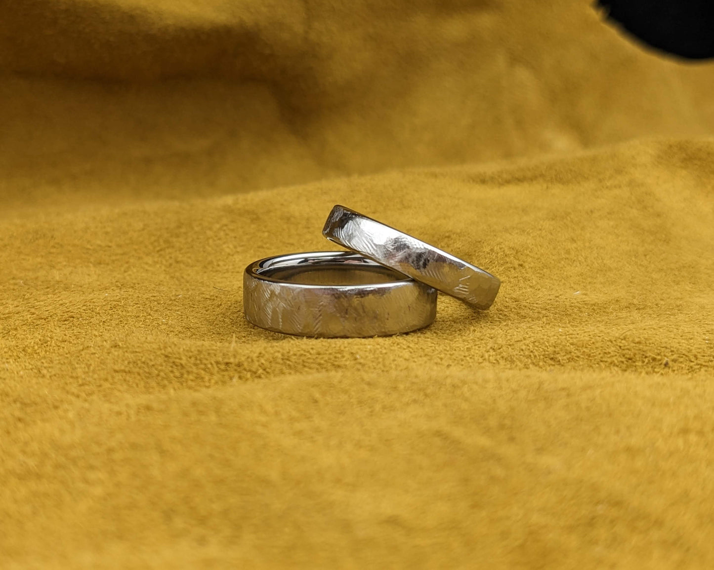 Duo Wedding Rings ( Couples version )